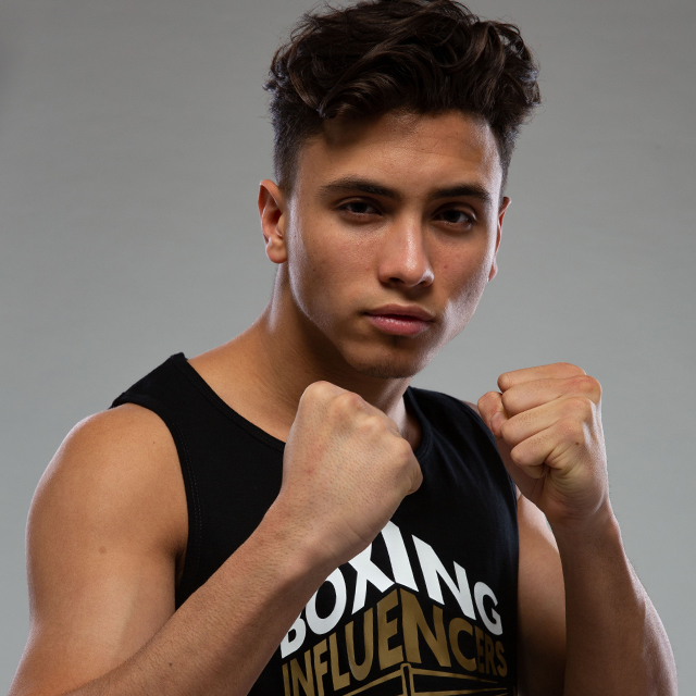 Luca Gilliot Boxing Influencers Gold Edition